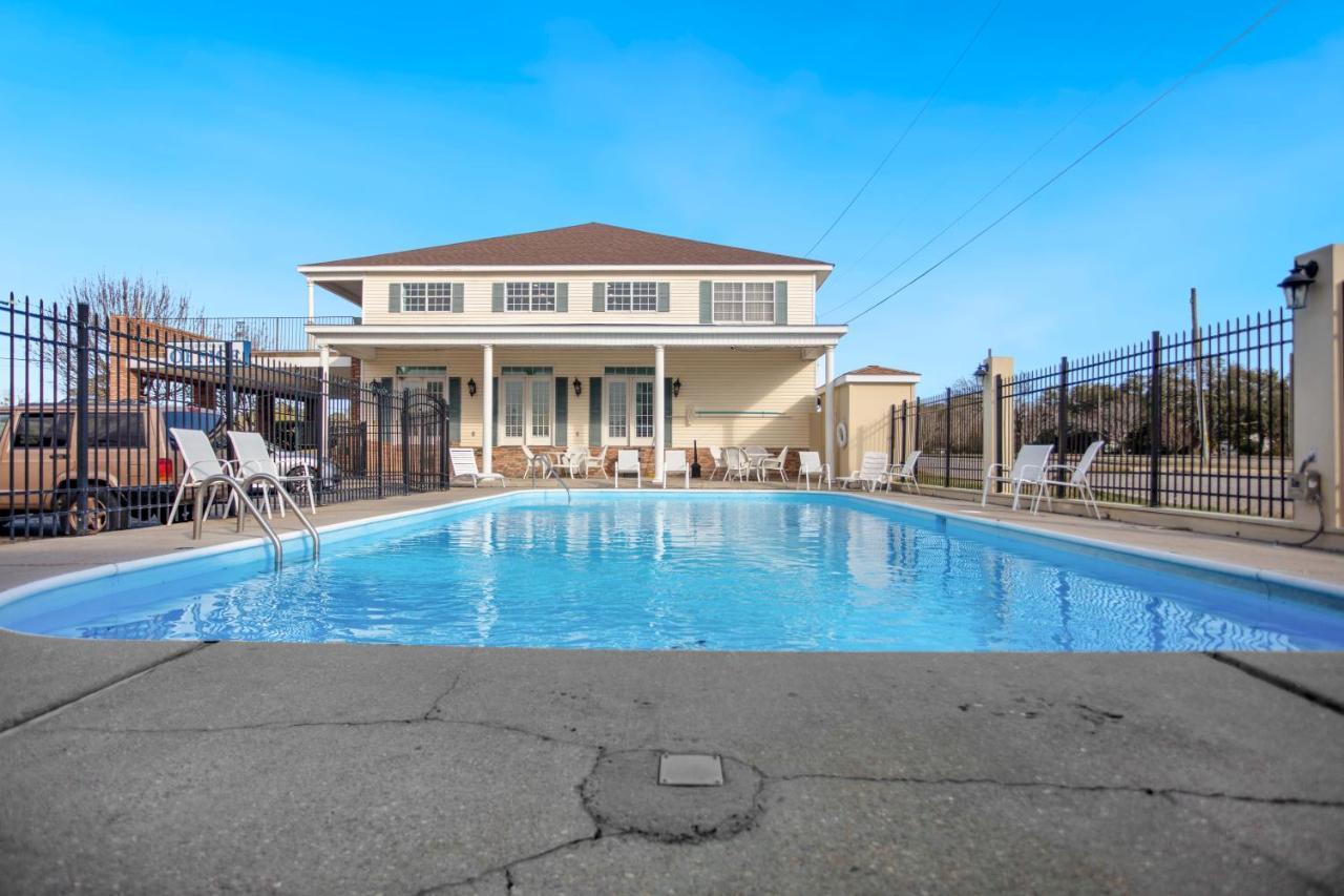 Edgewater Inn - Biloxi Beach Exterior photo