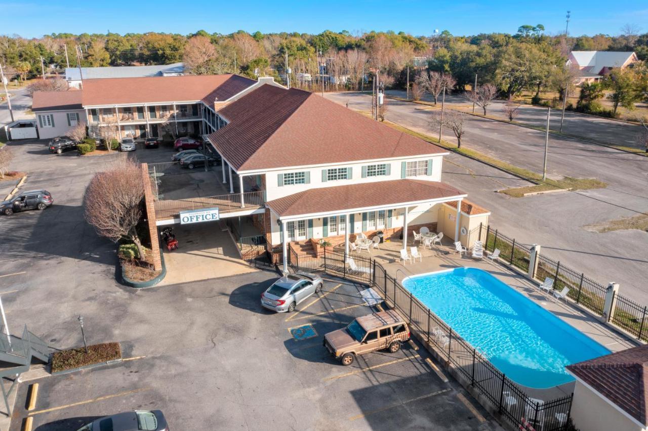 Edgewater Inn - Biloxi Beach Exterior photo