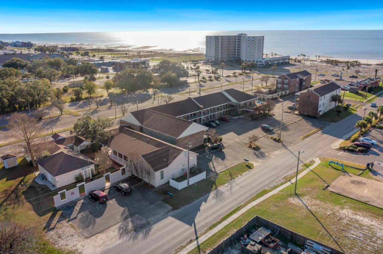 Edgewater Inn - Biloxi Beach Exterior photo